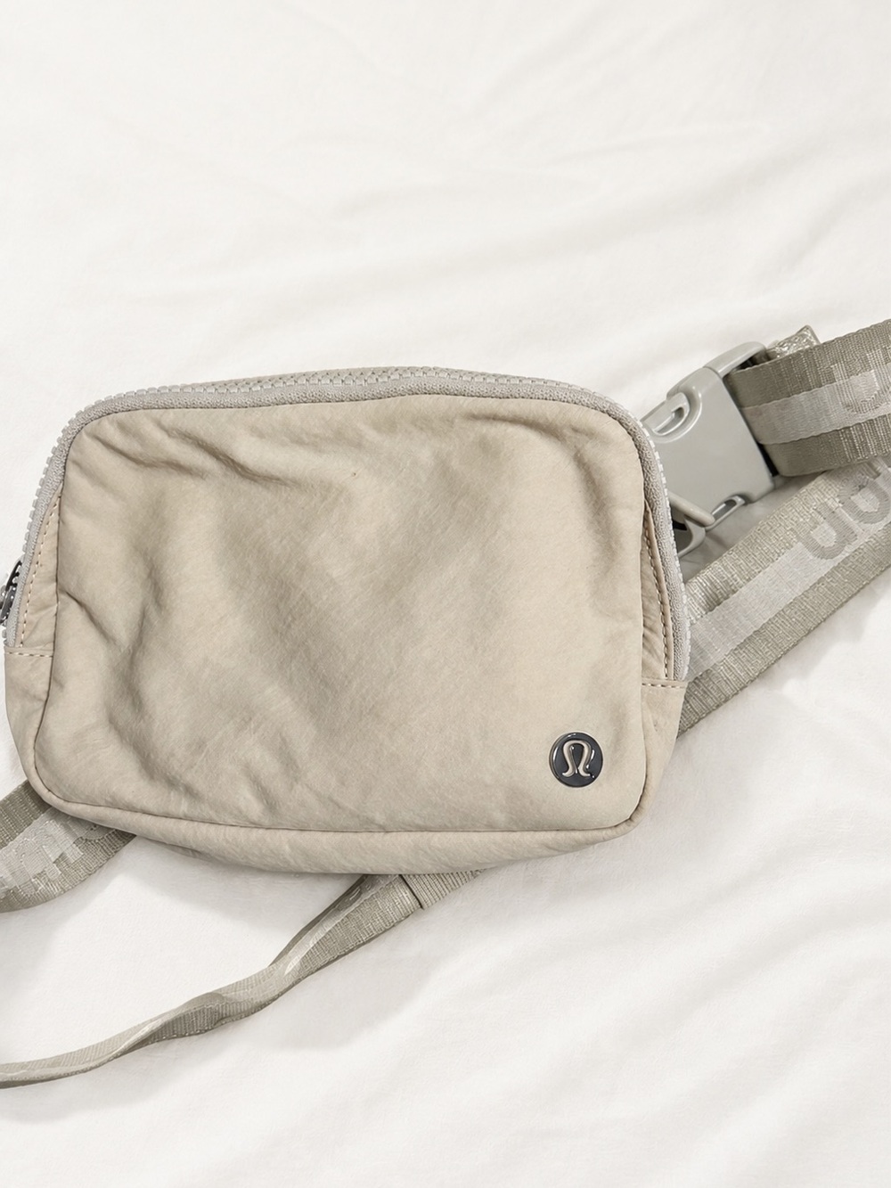 lululemon athletica Natural Beige Waist Pack with Adjustable Strap